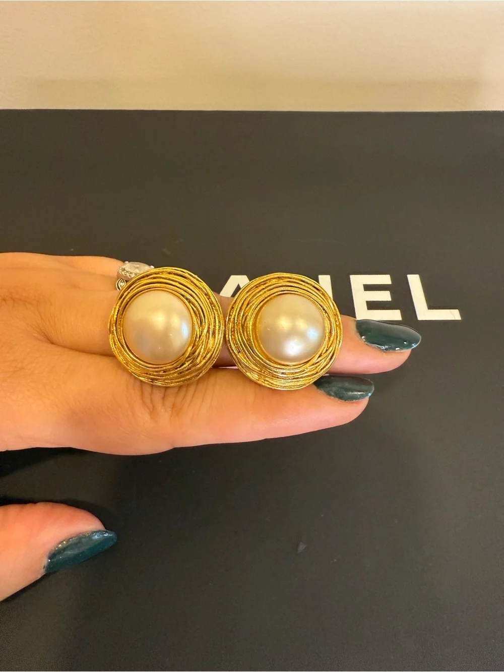 Chanel Vintage Clip-On Earrings Gold Plated w/ Faux Pearl – 94A